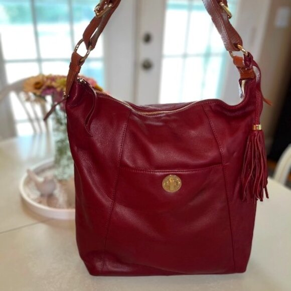 ☀️SALE☀️ ISAAC MIZRAHI Pebbled Leather Hobo Shoulder Bag with Tassel - Picture 1 of 14